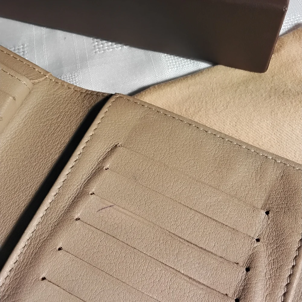 Louis Vuitton Amelia Mahina Wallet full inclusion with COA - Picture 10 of 16